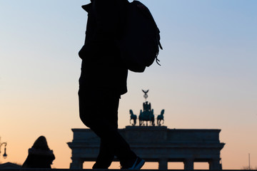 brandenburg gate berlin germany people sundown © Tobias Arhelger