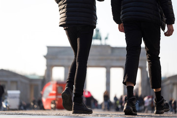 people at brandenburg gate berlin germany © Tobias Arhelger