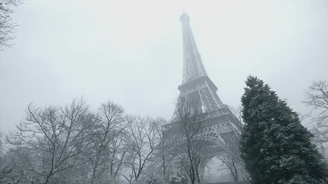 Neige Paris