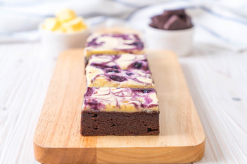 blueberry cheese brownies