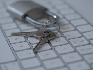 Cadenas : Sécurité informatique et protection des données