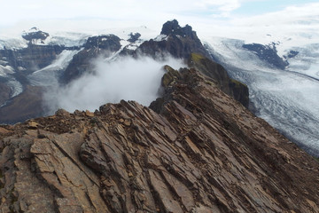 Fototapeta na wymiar Islandia - góry w Parku Narodowym Skaftafell