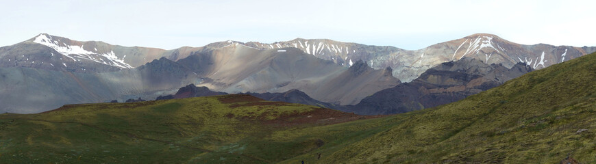 Islandia - góry w Parku Narodowym Skaftafell - obrazy, fototapety, plakaty