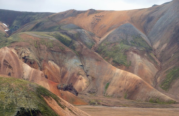 Islandia - Tęczowe Góry Landmannalaugar w interiorze © Iwona