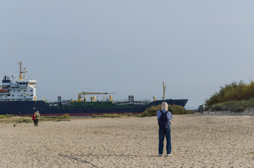 FREIGHTER - Chemistry Tanker arrives at the port © Wojciech Wrzesień