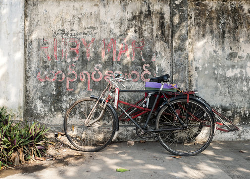 Yangon Sidecar