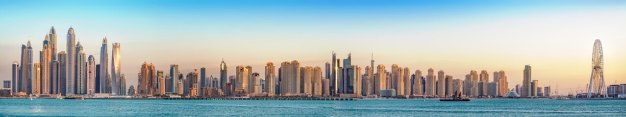 Fototapeta na wymiar Jumeirah Beach Resort Panorama, JBR & Marina, Dubai, Emirates, Jan.2018