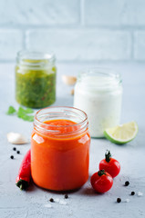 Variation of sauces for meat, poultry or fish