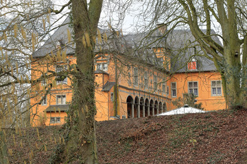 Fototapeta na wymiar Schloss RHEYDT in Mönchengladbach
