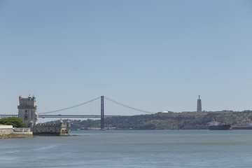 Fototapeta na wymiar estuary of the Tagus River in Lisbon, Portugal, Europe