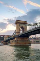 Obraz premium Chain bridge on Danube river in Budapest city