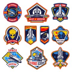 Set of vintage space and astronaut badges © DGIM studio