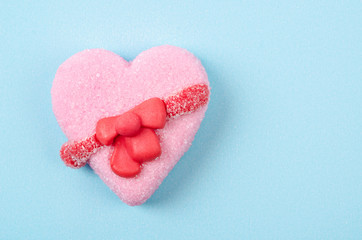 Obraz premium Heart shaped Valentines candies.