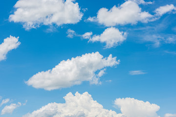 Fototapeta premium Beautiful cirrus clouds against the blue sky