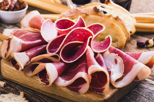 Antipasto platter with smoked meat