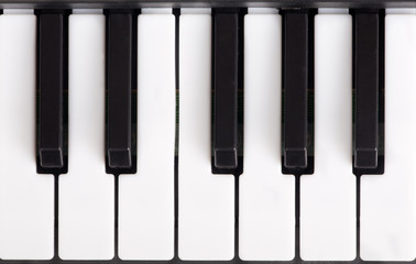 white and black piano keys photo