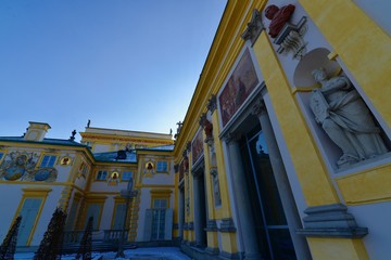 Fototapeta na wymiar ヴィラヌフ宮殿, 教会, ワルシャワ
