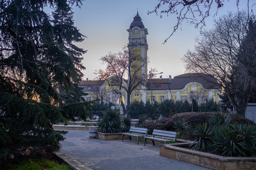 Fototapeta premium Sunset on railway station 1