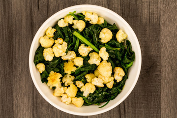 Vegan Spinach and Cauliflower Food Bowl