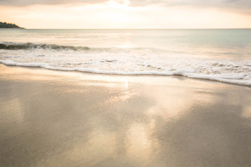 Obraz premium Awesome golden sunset at the beach. Thailand, Phuket.