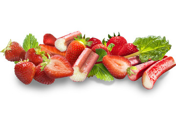 Erdbeeren mit Rhabarber und Minze