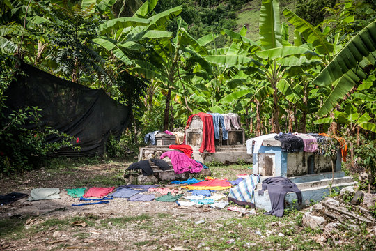 Haitian Laundry