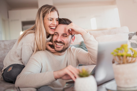 Happy Couple Home Images – Browse 835,394 Stock Photos, Vectors, and Video | Adobe Stock