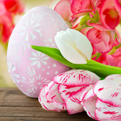Easter decorations - egg and tulips