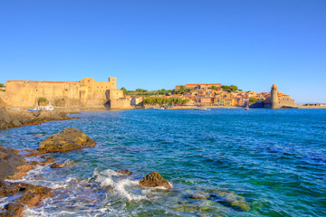 Vue sur le port de Collioure, France