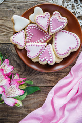 Obraz na płótnie Canvas pink Valentine's heart shaped cookies
