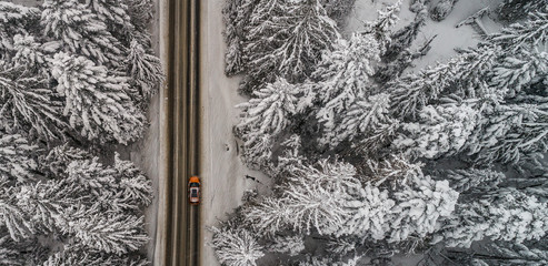 górska droga z drona © BlackMediaHouse