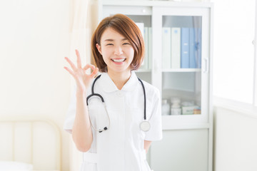 笑顔のナース