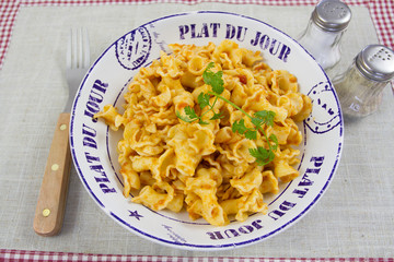 corolles au pesto rouge