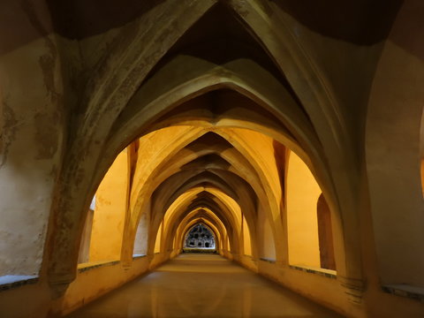 Algibe de Mar&iacute;a Padilla bajo el Alc&aacute;zar de Sevilla