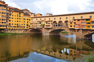 Fototapeta na wymiar Ponte Vecchio in Florence in Italy.