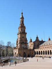 Fototapeta premium Torre sur de Plaza España en Sevilla, España