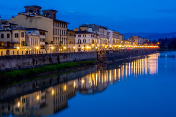 Fototapeta na wymiar Light reflection in a medieval river