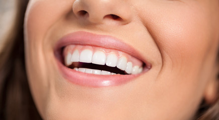 Smiling woman with healthy teeth