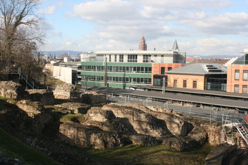 Fototapeta premium Römisches Theater in Mainz. Römische Ausgrabungen
