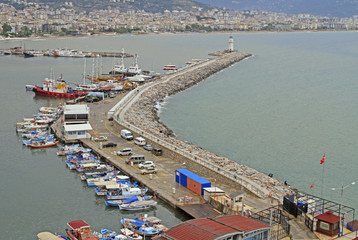 Obraz premium scenic seascape of Alanya harbour