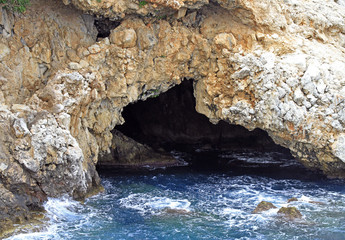 water cave in rock, Alanya