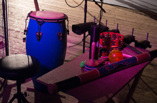 Conga Bilder Durchsuchen 4,785 Archivfotos, und Videos