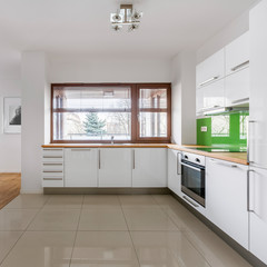 Apartment with open kitchen