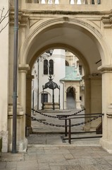 Fototapeta na wymiar Arch in Landhaus courtyard in Graz, Austria