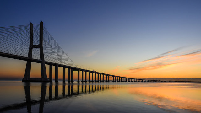 Ponte Vasco da Gama; Lissabon