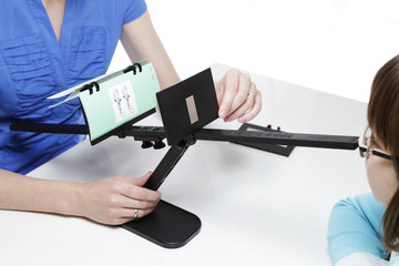 Linijka aperturowa. Terapia wzroku. 