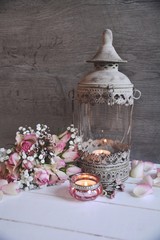Grußkarte - Laterne mit Rosenstrauß - Nostalgisch