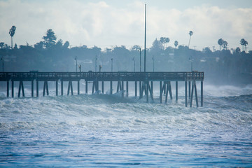 Major winter waves smash into wharf in Ventura, California
