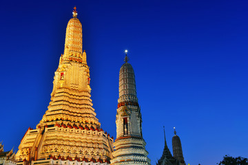 Fototapeta premium Wat Arun Ratchawararam, a Buddhist temple in Bangkok, Thailand