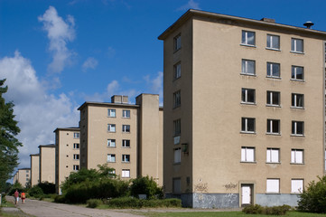 Obraz premium Ehemalige Wohnblocks in Prora auf der Insel Rügen
